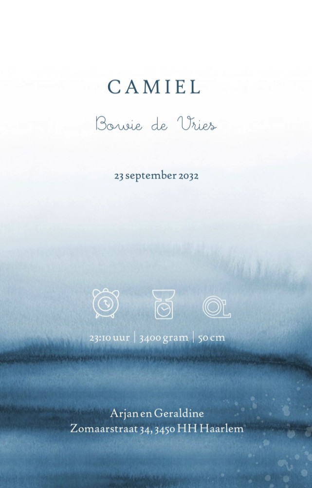 Geboortekaartje met moeder flamingo en baby flamingo in de lagune. Prachtige watercolor details in schitterende kleuren. De flamingo familie is een lieve illustratie voor jullie geboortekaartje.