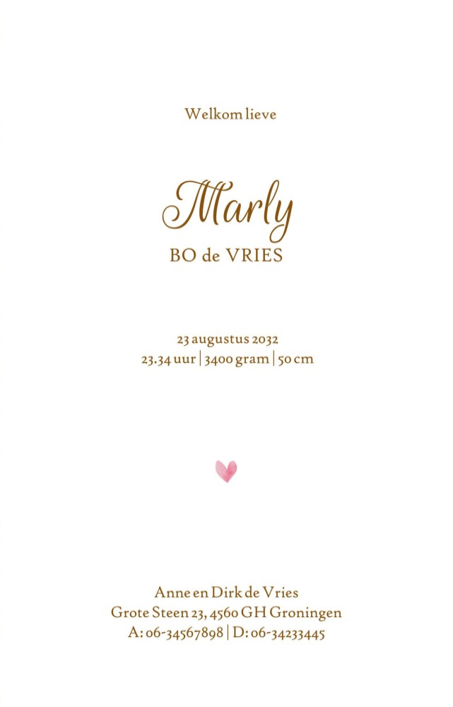 Geboortekaartje in vintage look met linnen achtergrond en watercolor hartjes. Een lieve retro geboortekaart met een retro wiegje afgebeeld. Een reto vintage geboortekaartje met een knipoog naar vroeger.