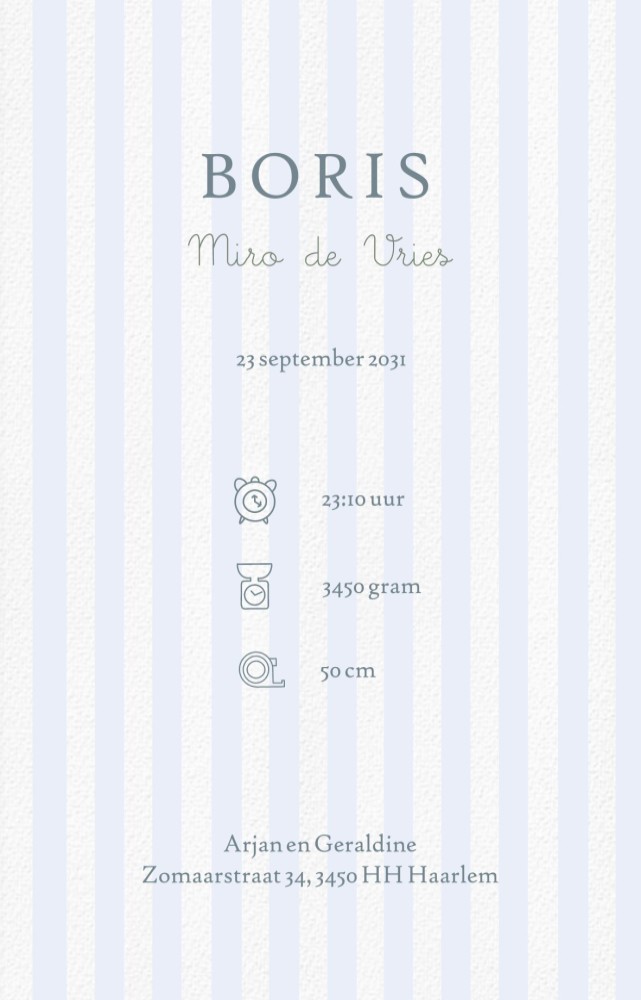 Winnie the Pooh geboortekaartje met bijenkorf en bijen. Winnie zweeft met een ballon door de lucht om de honing te proeven. De bijen hebben een ander plan. Klassiek geboortekaartje met strepen voor een jongen.